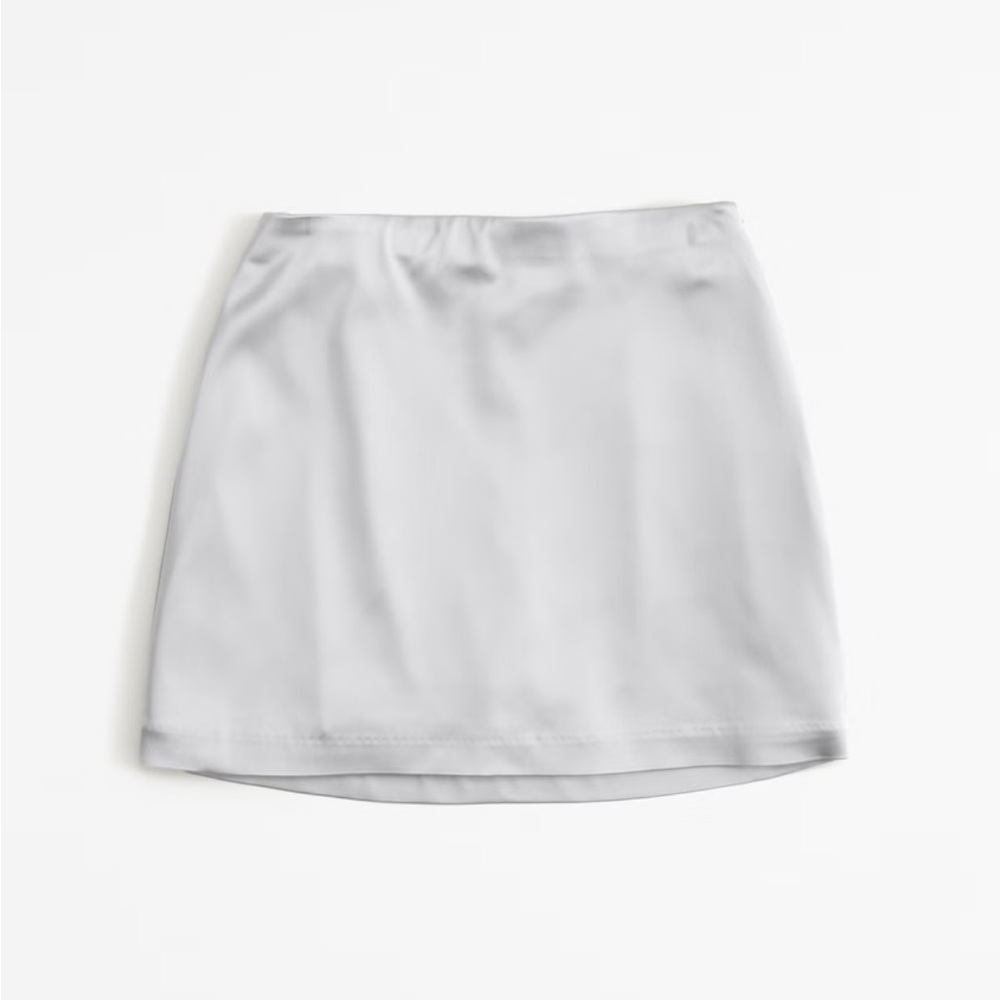 SOLD OUT Abercrombie Scarlett satin sculpt mini skort